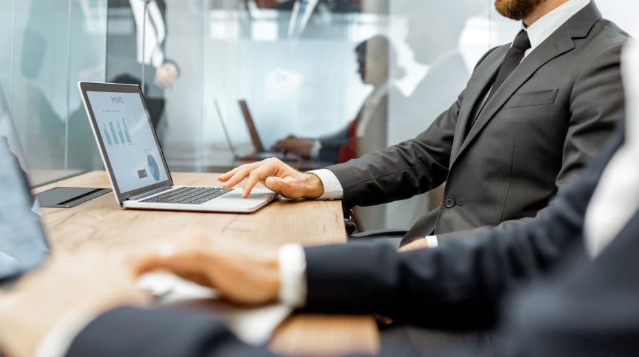 How is cashback profitable for credit card companies