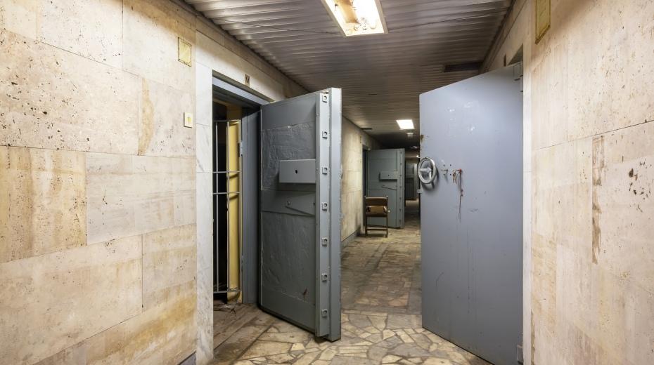 What are the differences between PSD2 and Open Banking